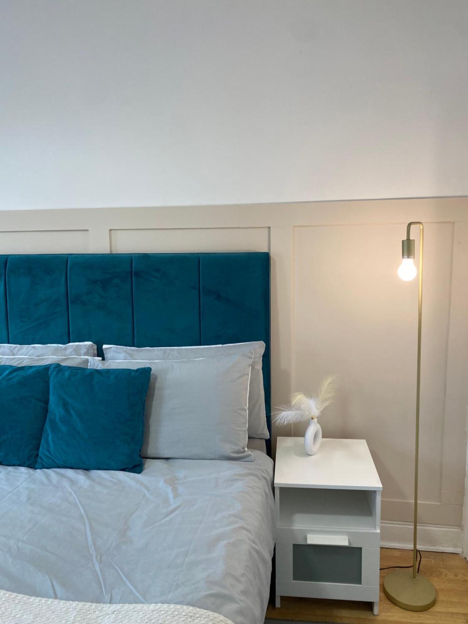 Traditional Home-games Room-free Parking Apartamento Manchester